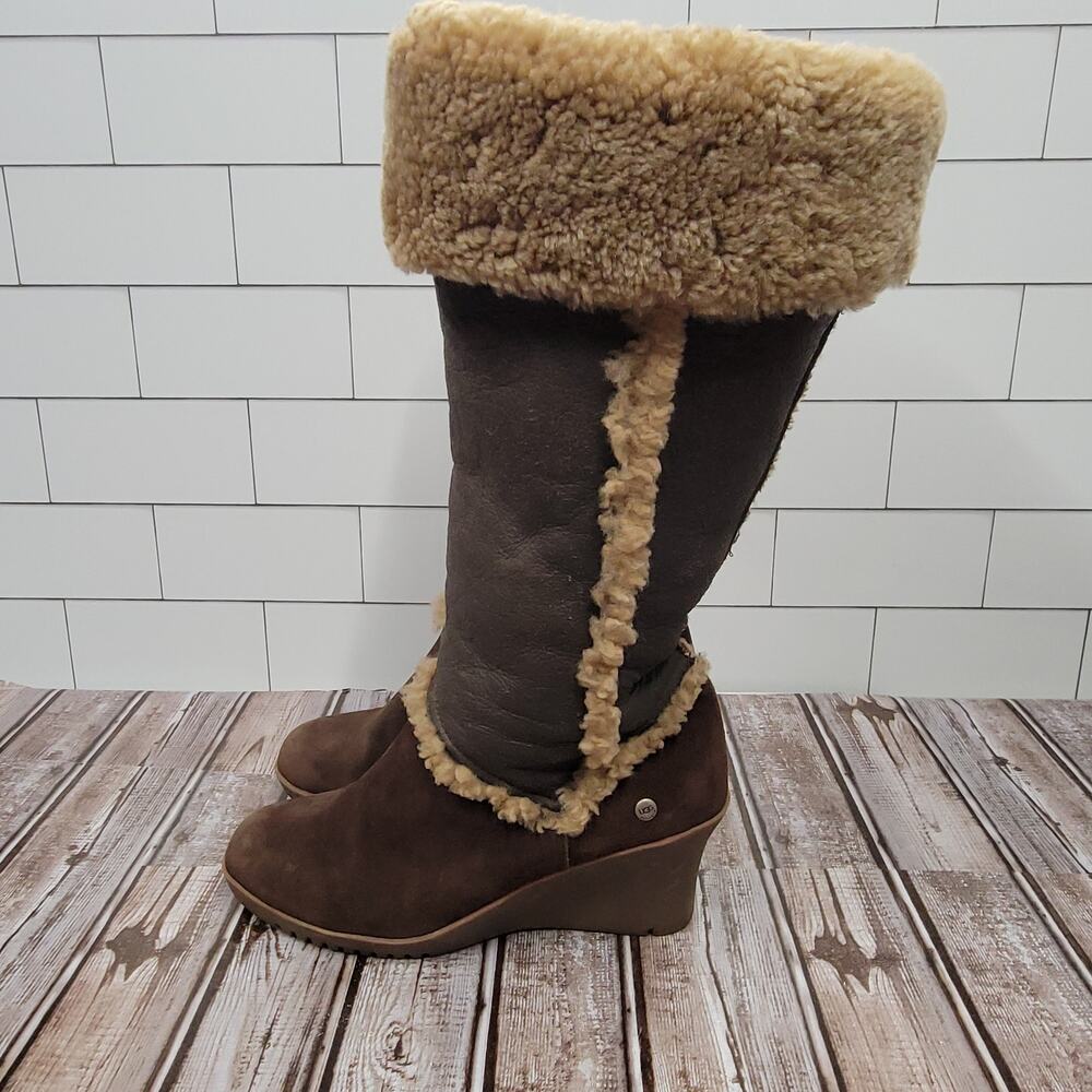 UGG Australia Womens Tall Brown Shearling Fur Lined Wedge Winter Boots Size 9